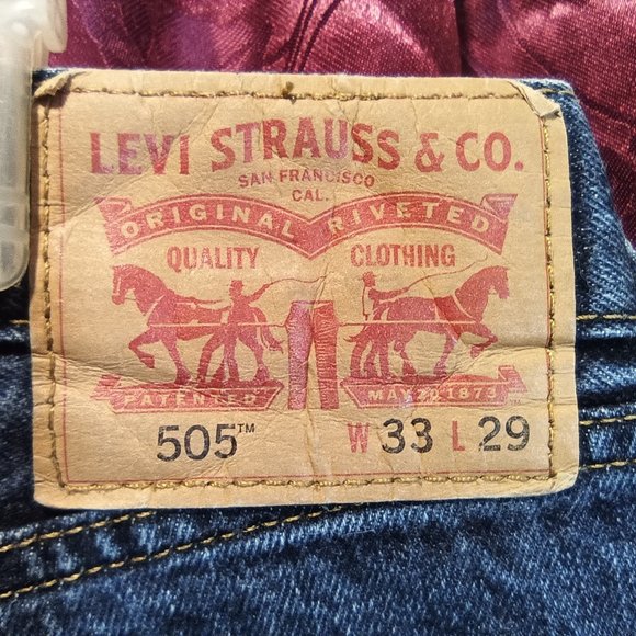 Authentic Levi's - Picture 1 of 9
